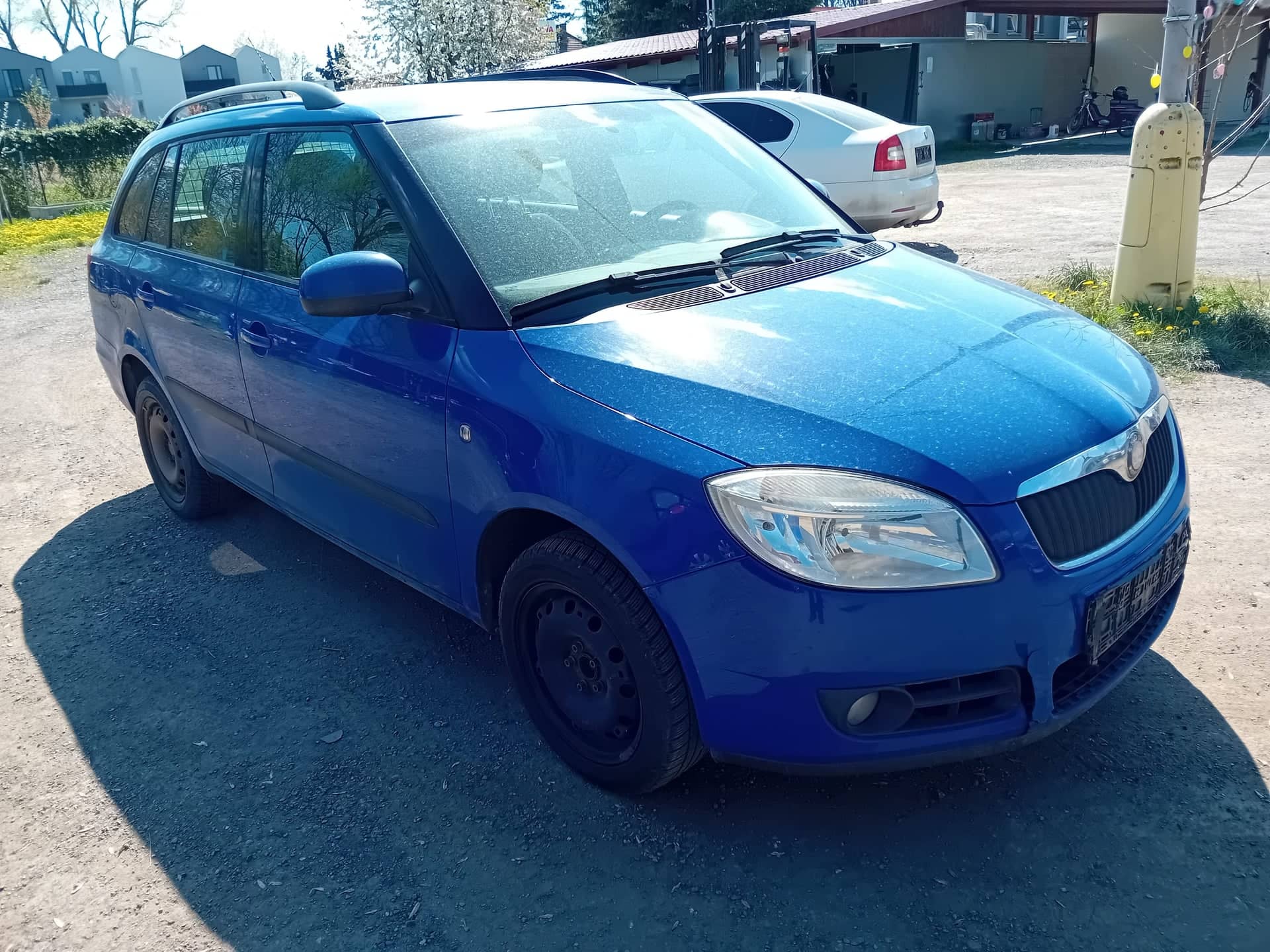 Fabia 2 modrá 