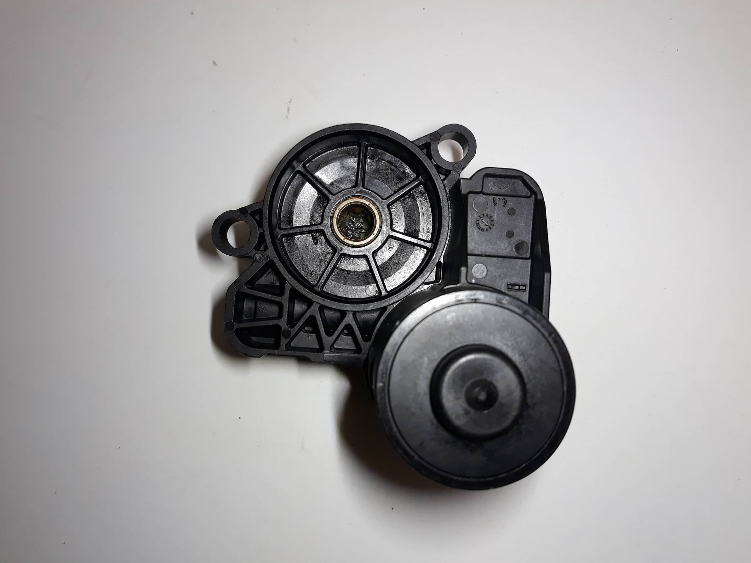 Servomotor brzdového třmenu